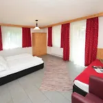 Apartmenthaus Gotthardt Hotel apartamentowy 3*