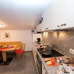 Apartmenthaus Gotthardt Hotel apartamentowy Kaprun