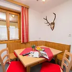 Apartmenthaus Gotthardt Hotel apartamentowy 3*