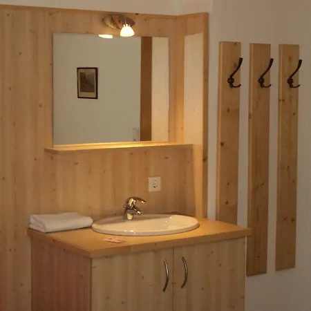 Apartmenthaus Gotthardt 3*