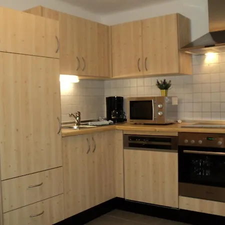 Apartmenthaus Gotthardt 3* Капрун