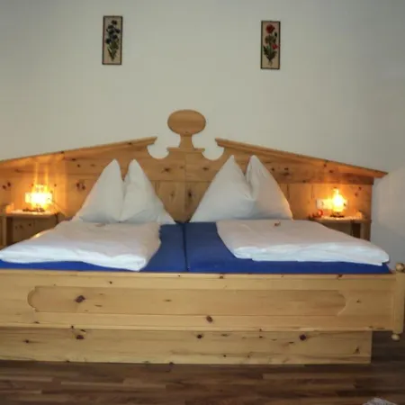 Apartmenthaus Gotthardt Hotel apartamentowy 3*