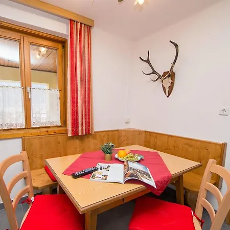 Apartmenthaus Gotthardt Hotel apartamentowy 3*